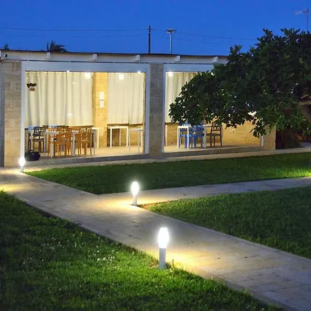 Domus Terra Mare Bed & Breakfast 5*