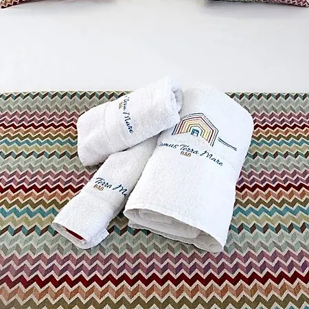 Domus Terra Mare Bed and Breakfast 4*