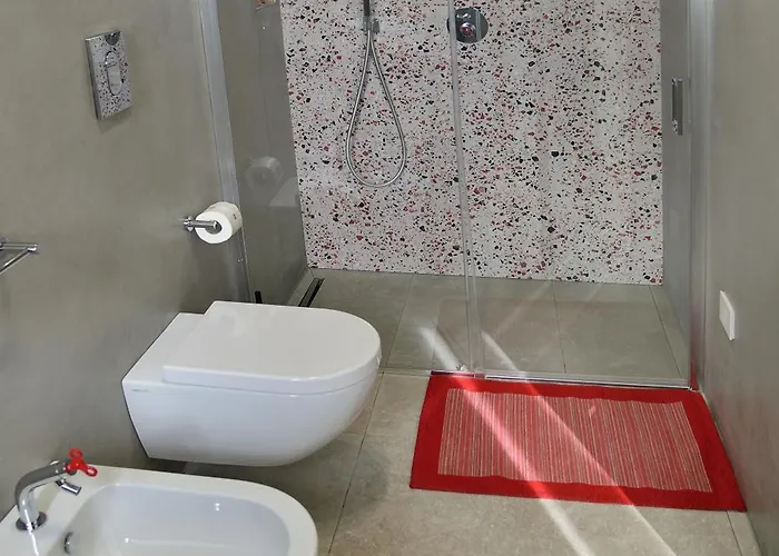 Domus Terra Mare Bed & Breakfast 4*